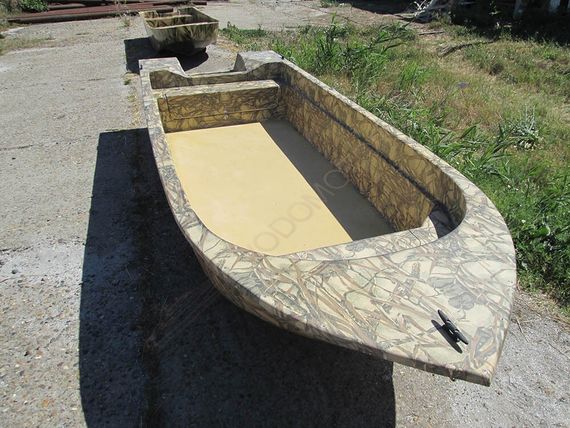 Лодка пластиковая Aquatrim Щука 430