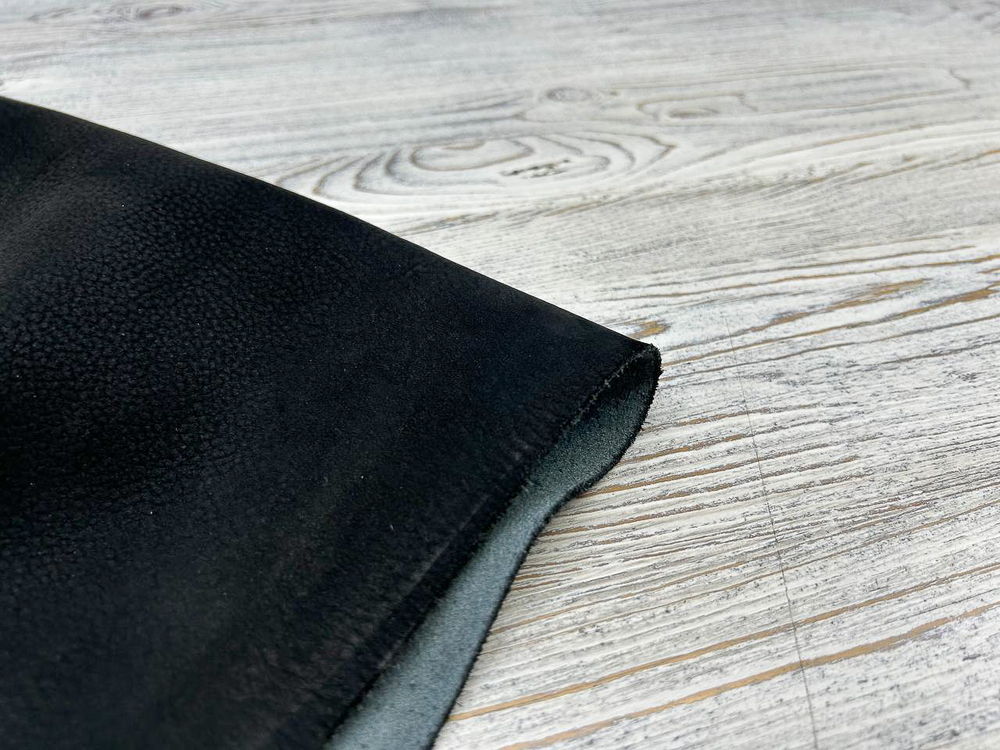 Paradigma Nabuk Nero (1,6-1,8 мм) цв. Черный, натуральная кожа