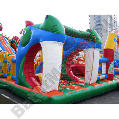 Коммерческий надувной батут "Змей Горыныч 3" 23*11*10 м