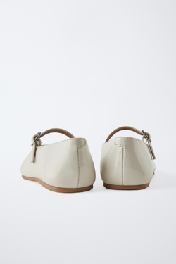 ZARA ЛАКИРОВАННЫЕ БАЛЕТКИ, ЭКРЮ