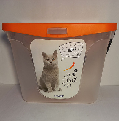 Ёмкость д/корма животных 6л.