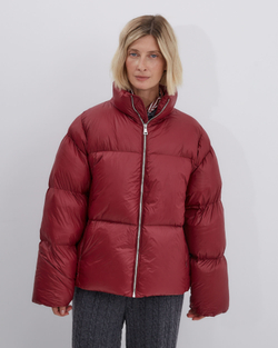 Пуховик бордовый