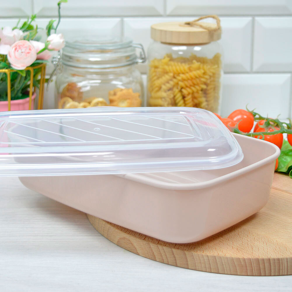 Контейнер 1,6л прямоугольный, темно-кремовый с прозрачной крышкой, №40