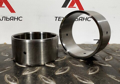 Втулка 83912378