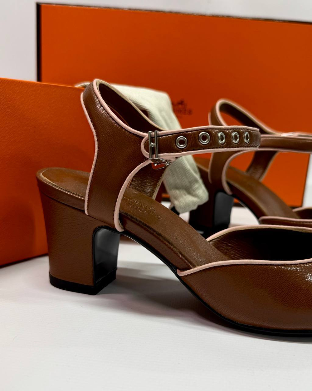 Босоножки Hermes