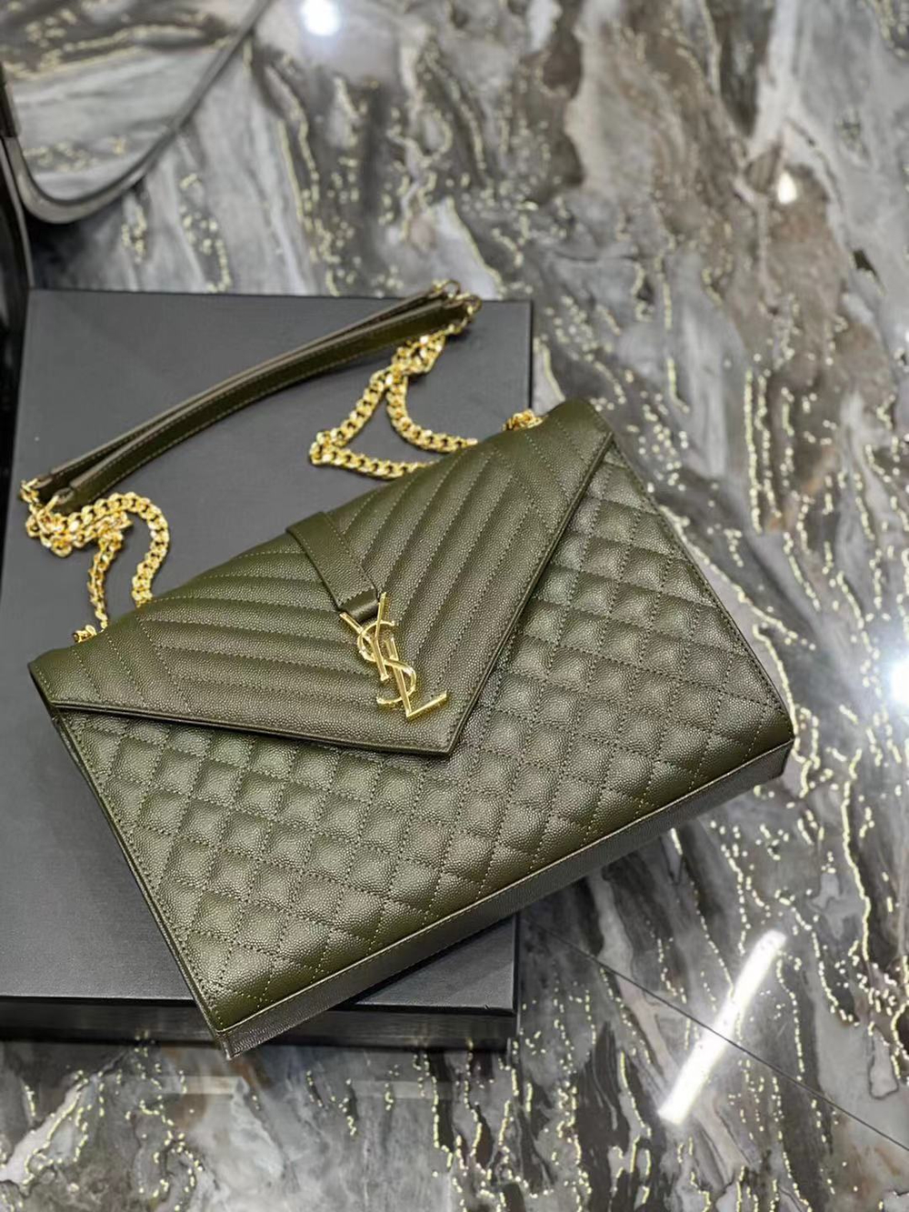 Saint Laurent Envelope Bag 31 cm