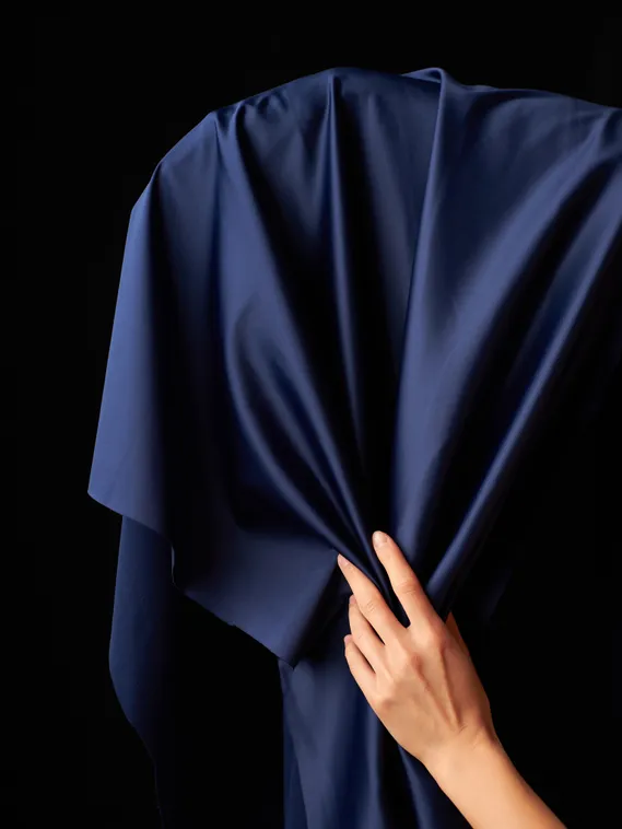 Атлас (сатин) эластичный бельевой, темно-синий 061 (мерный лоскут)