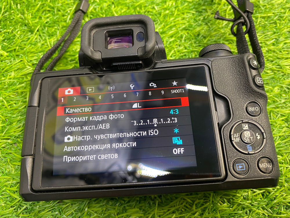 Canon EOS M50 Kit 15-45mm IS STM Покупка/Продажа