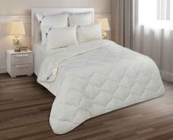 Одеяло всесезонное 1,5-спальное 140х205, "Лебяжий Пух", глосс-сатин