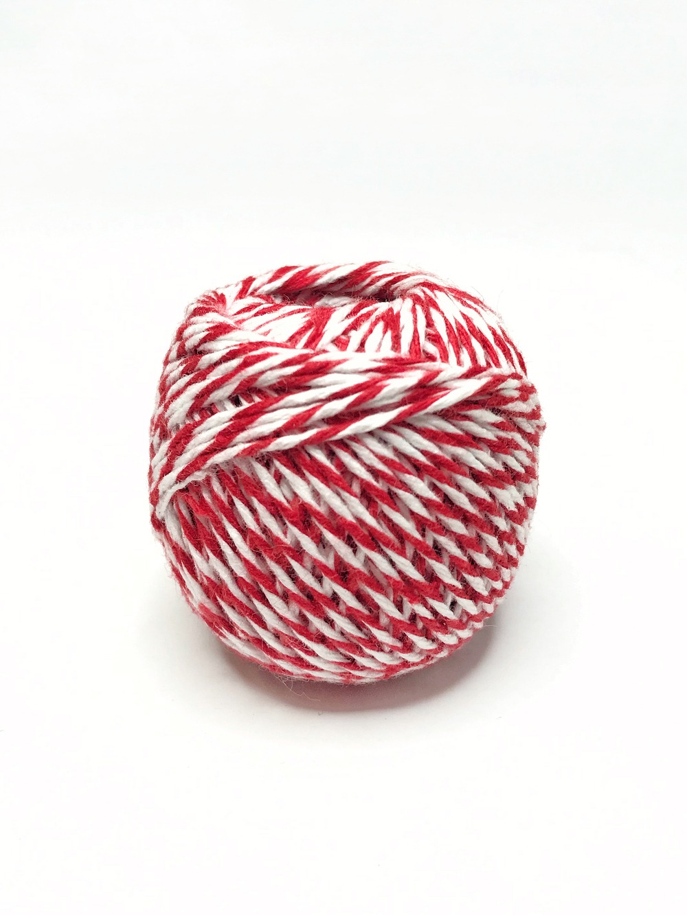 Красно-белый хлопковый шпагат, 75м (ширина 1,5 мм)