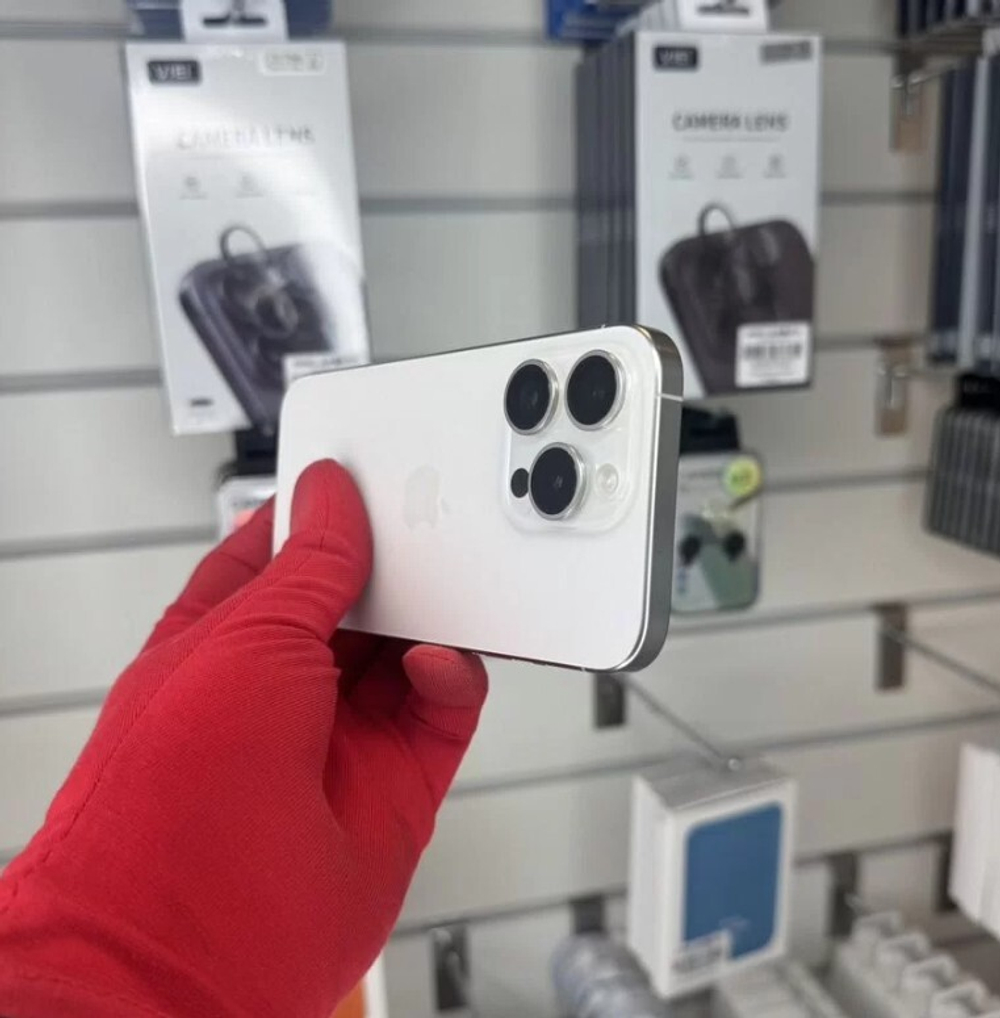 iPhone 15 Pro, 256 ГБ б/у