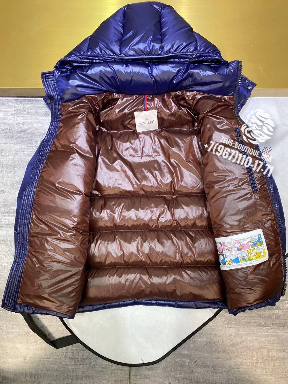 Пуховик Moncler