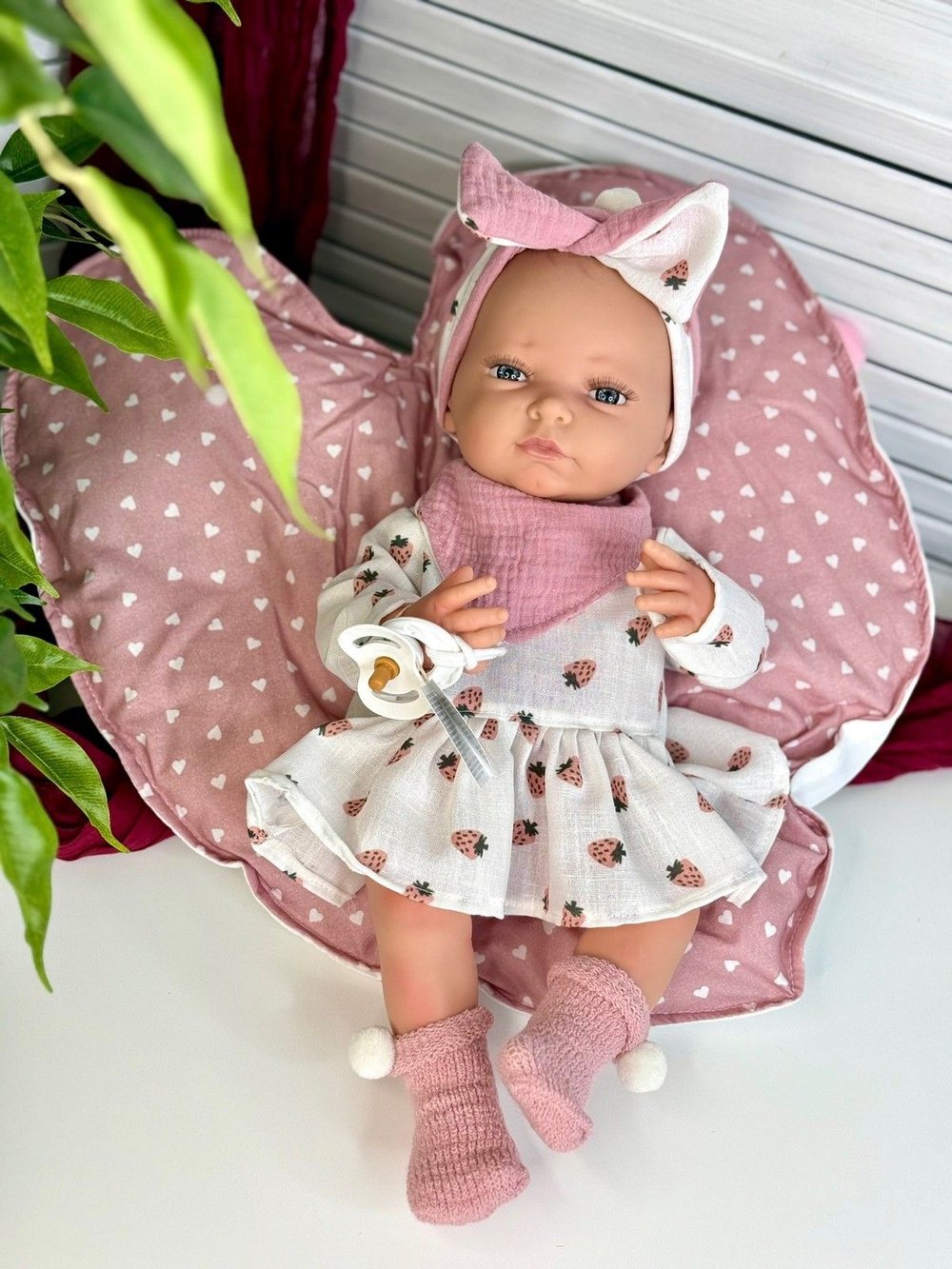 Кукла Реборн BERJUAN виниловая 45см Newborn (8125)