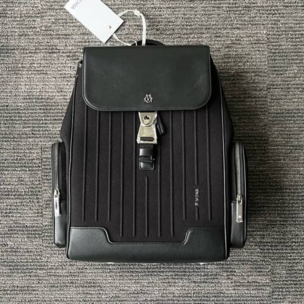 Рюкзак Rimowa