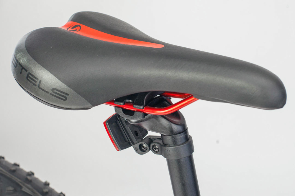 Горный велосипед Stels Aggressor MD 26" V010 (2019)