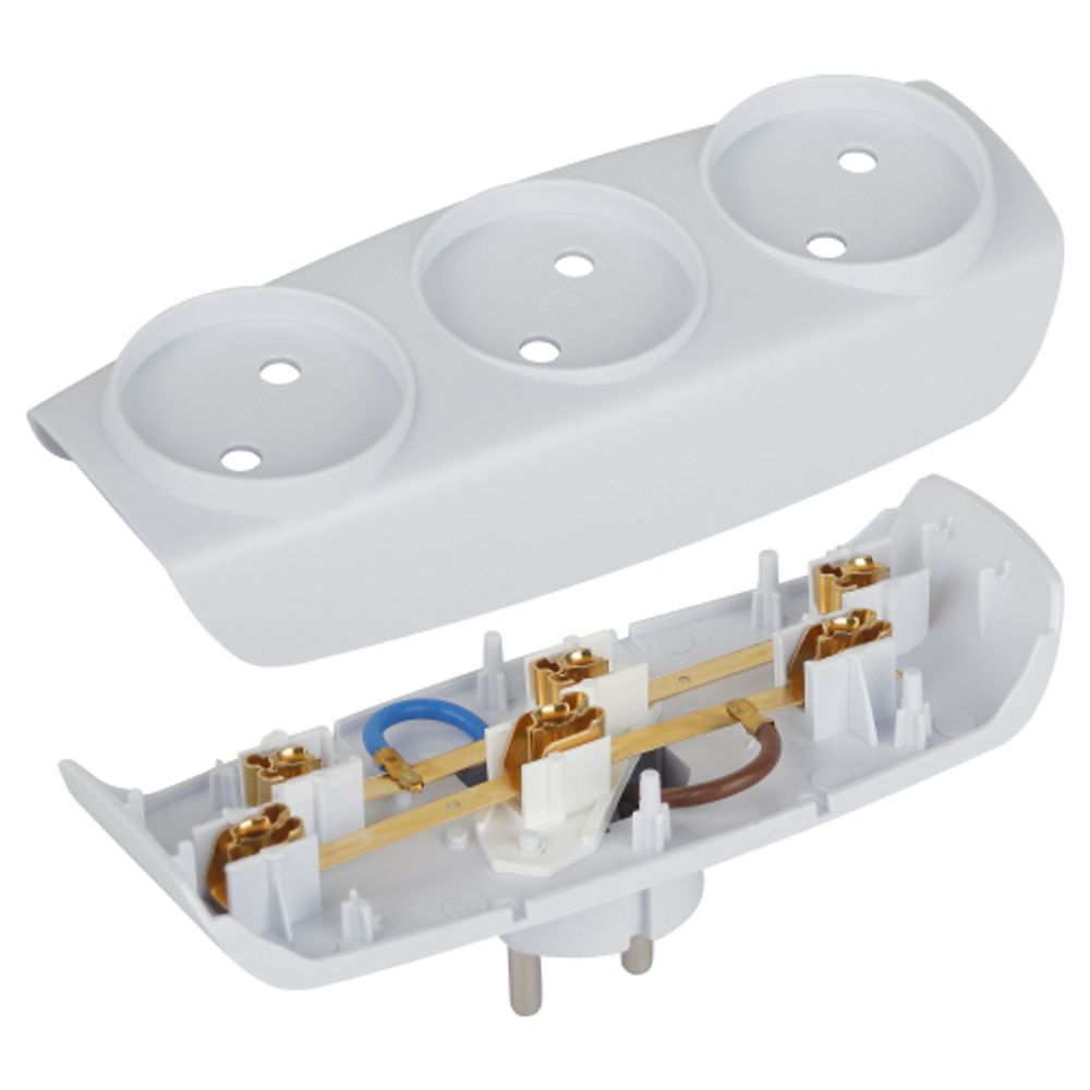 Разветвитель электрический ЭРА SP-3-W на 3 розетки без заземления 16А белый | Тройники