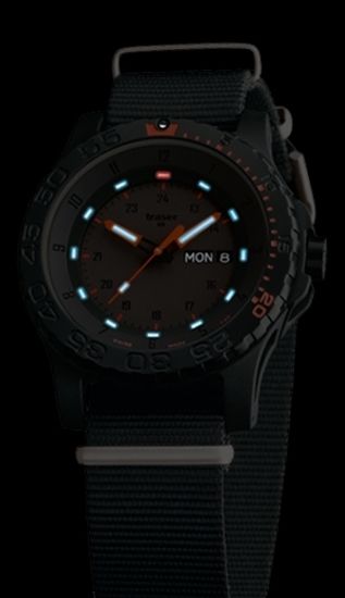 Наручные часы Traser Red Combat Professional 105502 (кожа)