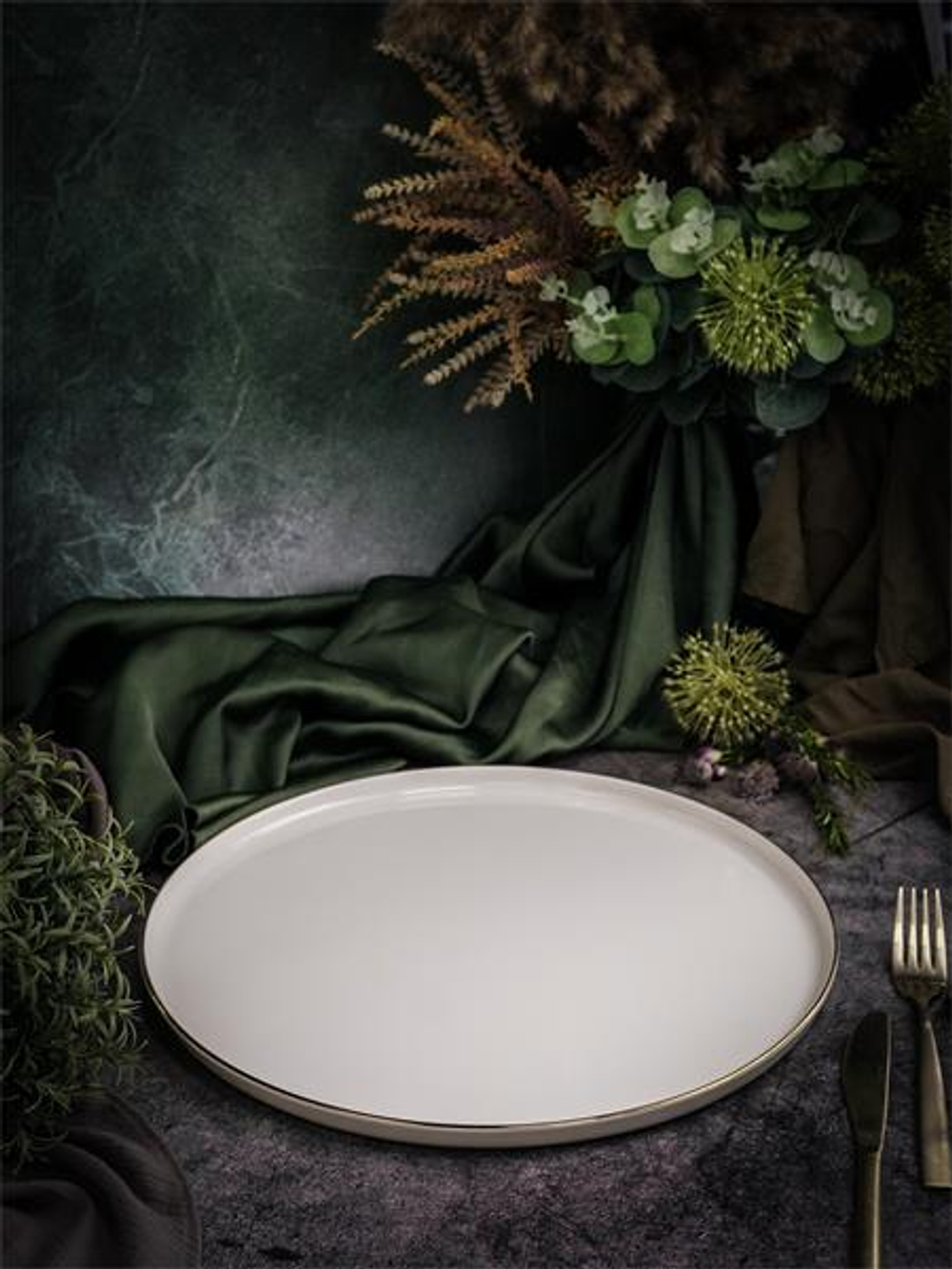 Тарелка мелкая 31см CHOPIN GOLD