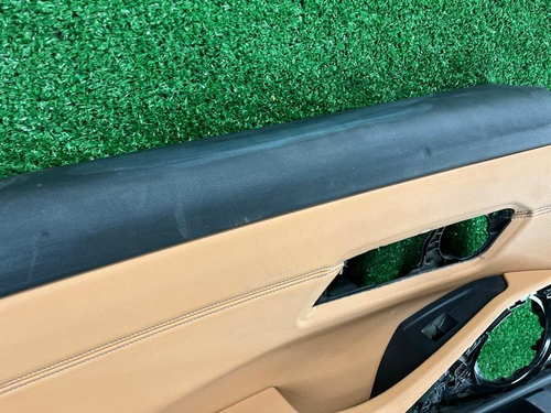 Обшивка двери задняя левая BMW 3er G20 (2018-н.в.)