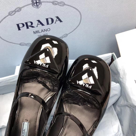 Туфли Prada