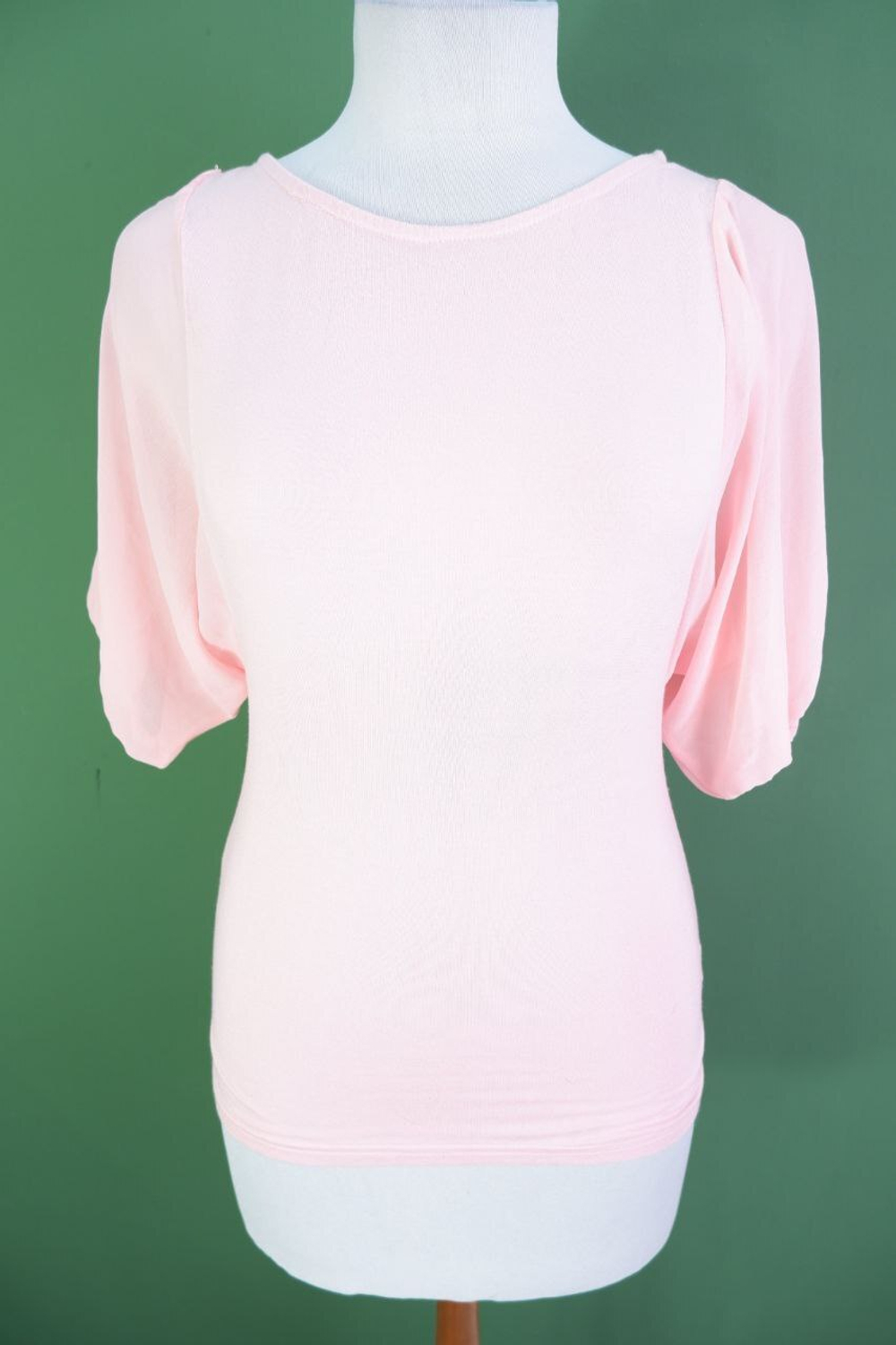 Блузка нежно-розовая тонкая 40-42 размер