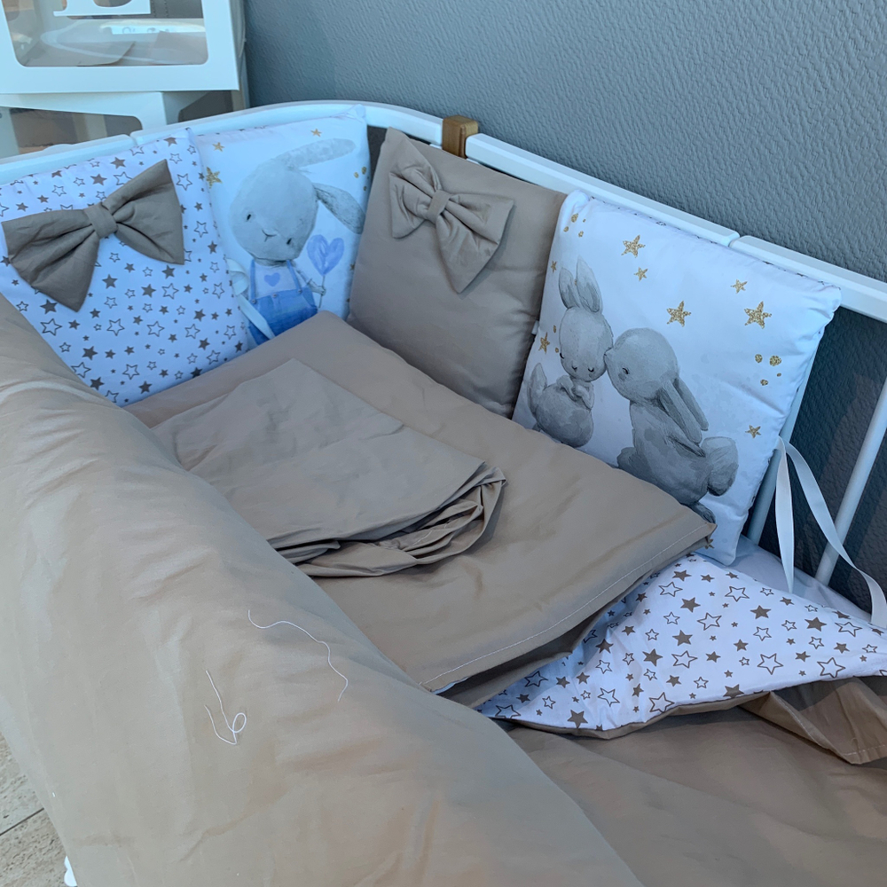 Комплект в кроватку 17 предметов "Зайчата" бежевый, сатин