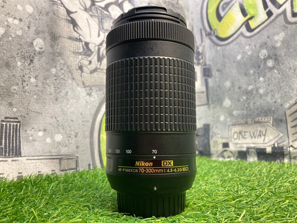 Nikon 70-300mm 4.5-6.3G ED DX Покупка/Продажа