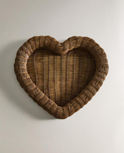 ZARA HOME НОВОГОДНИЙ ПОДНОС ИЗ РОТАНГА В ФОРМЕ СЕРДЕЧКА, КОРИЧНЕВЫЙ