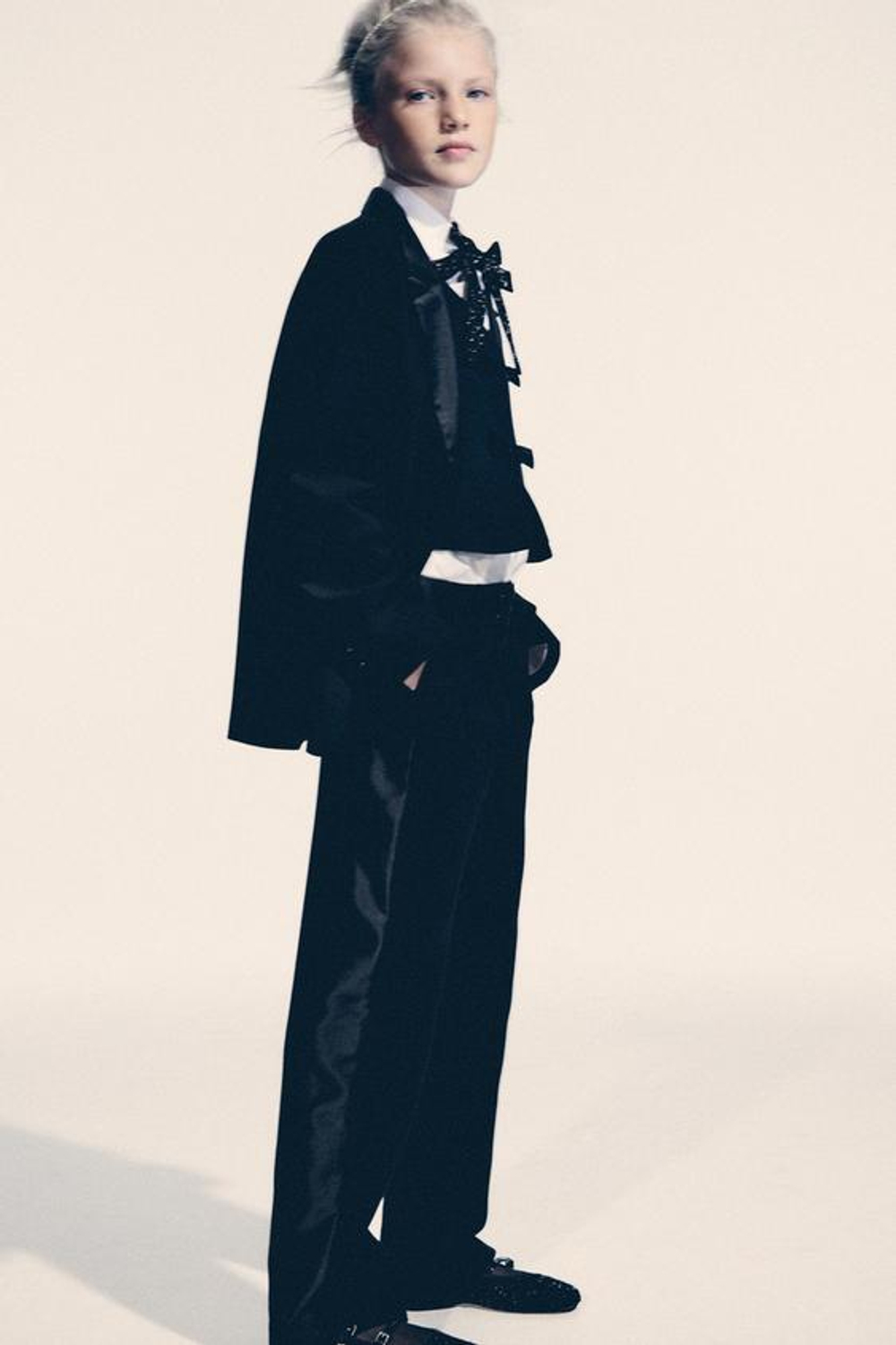 ZARA БЛЕЙЗЕР OVERSIZE С АТЛАСНЫМ ВОРОТНИКОМ, ЧЕРНЫЙ