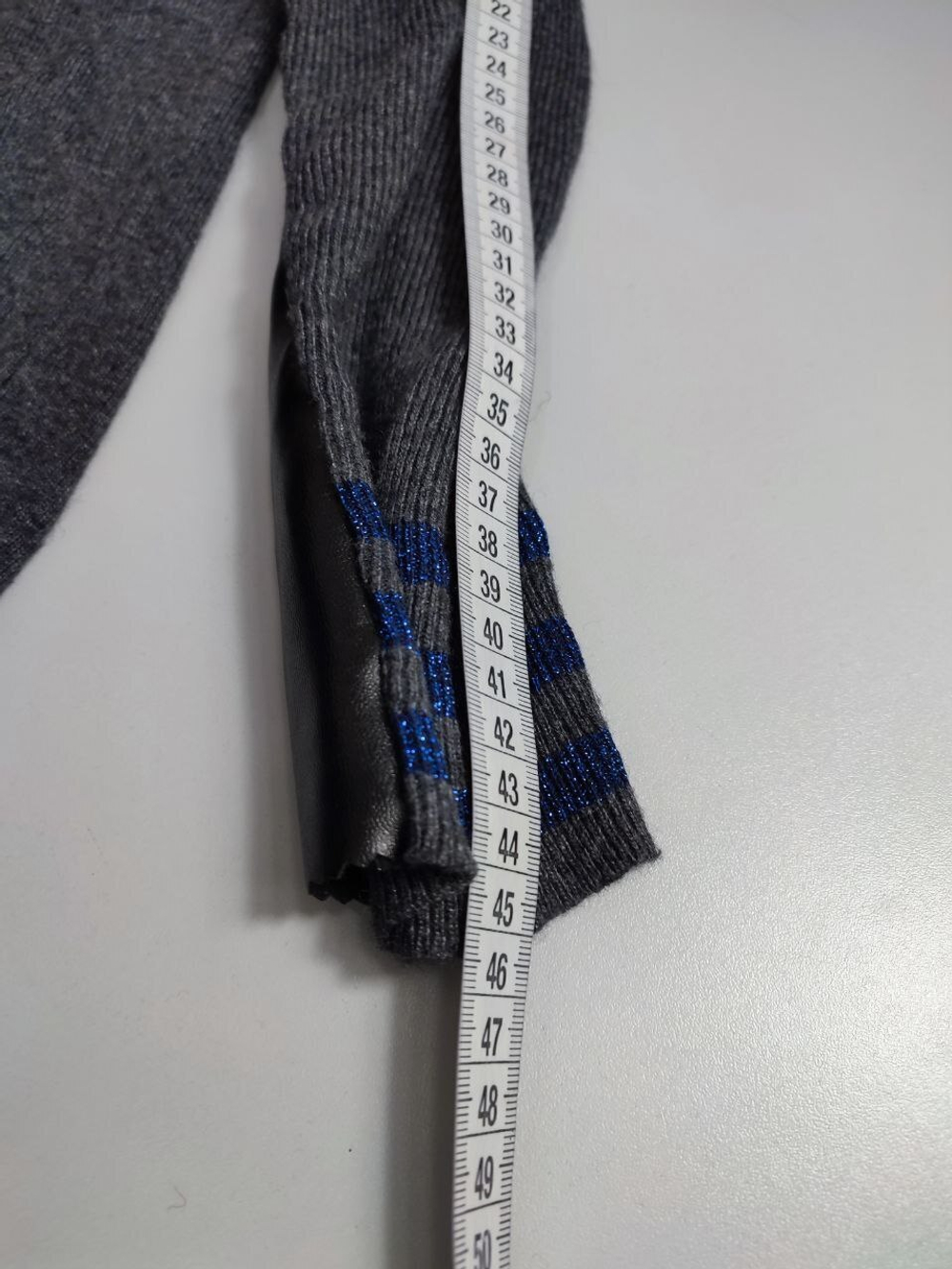 Джемпер трикотажный 46 размер