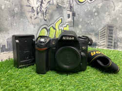 Nikon D80 9.400 кадров