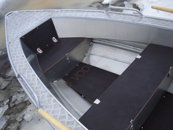 Алюминиевая лодка Wellboat-37