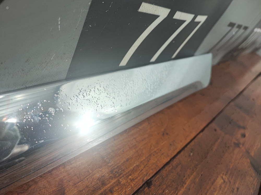 Накладка двери задней левой Chery Tiggo 8 Pro 21-нв Б/У Оригинал 16V0TP900