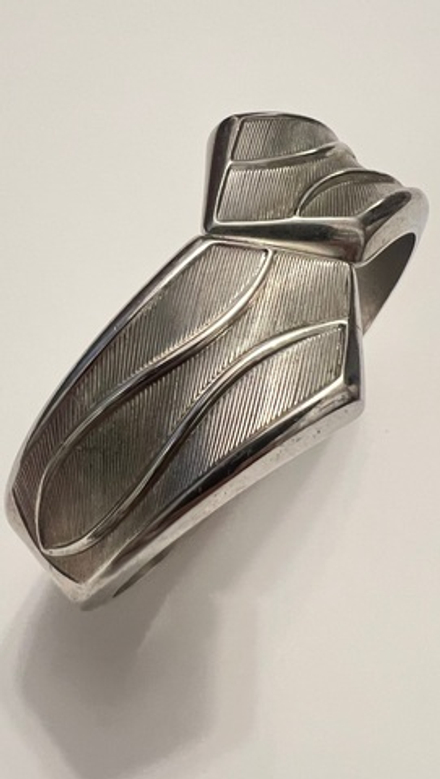 Крупный браслет кафф Sarah Coventry