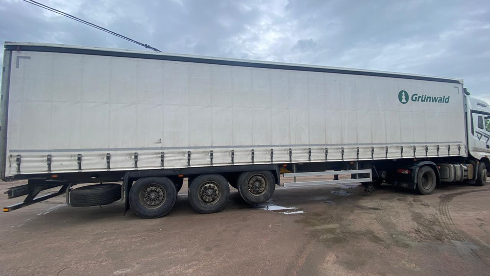 Grunwald 9453 Полуприцеп бортовой (евроборт) 9453-0000010-10 (Шторный)