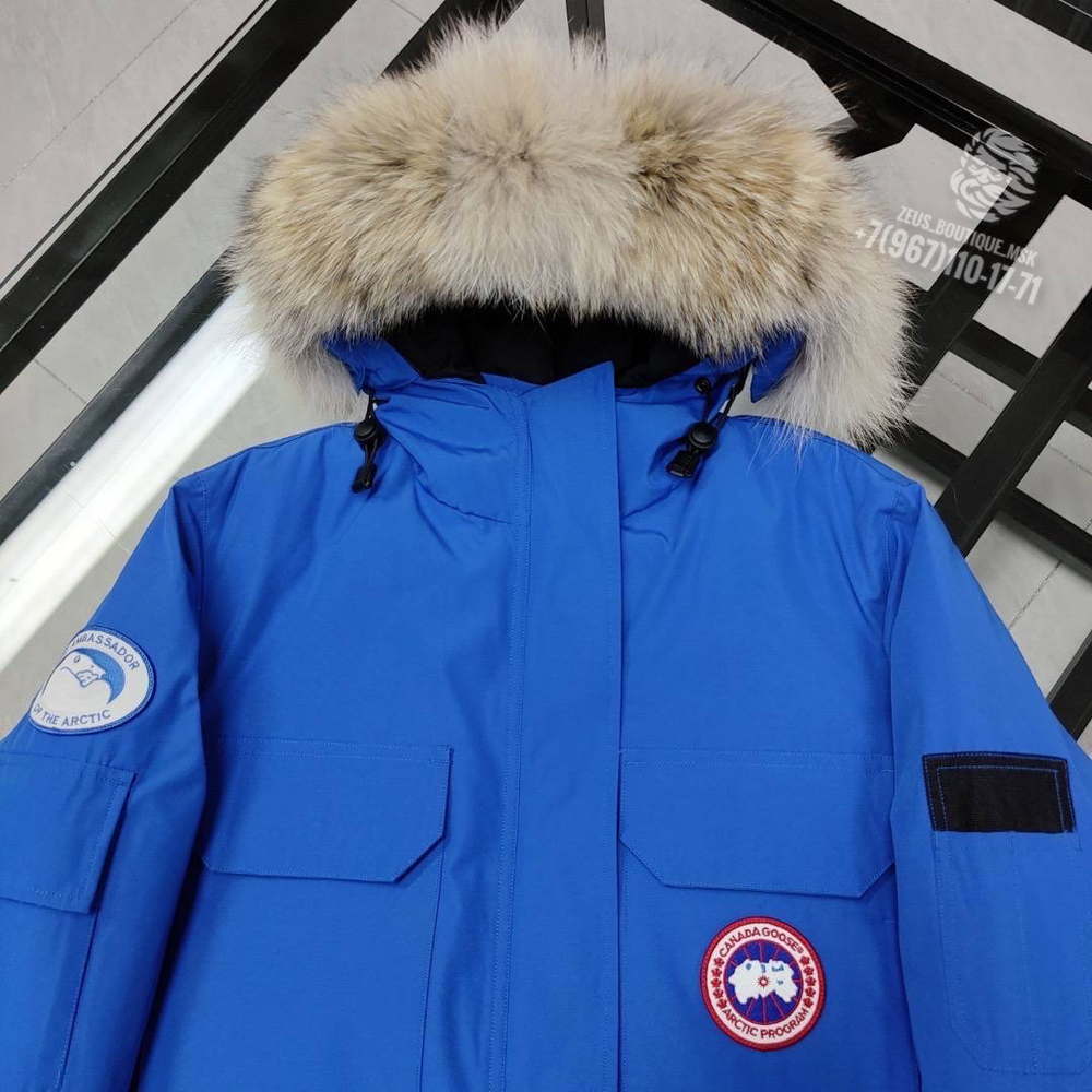 Пуховая парка Canada Goose