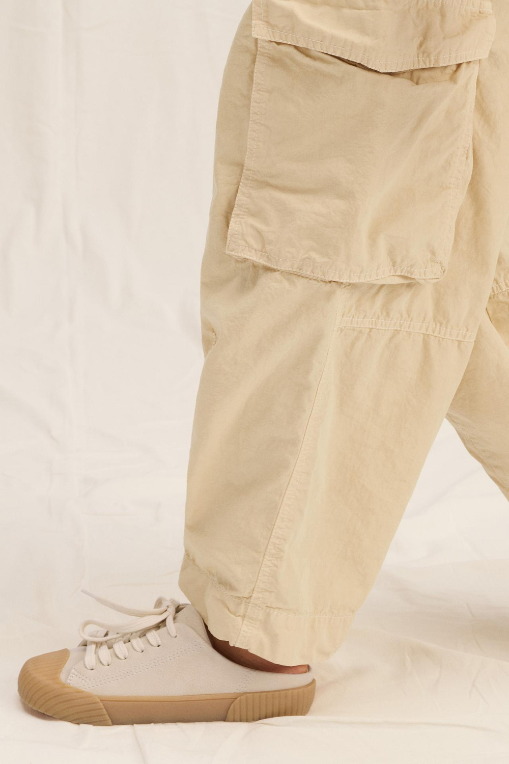 ZARA КОЖАНЫЕ КРОССОВКИ, БЕЖЕВЫЙ