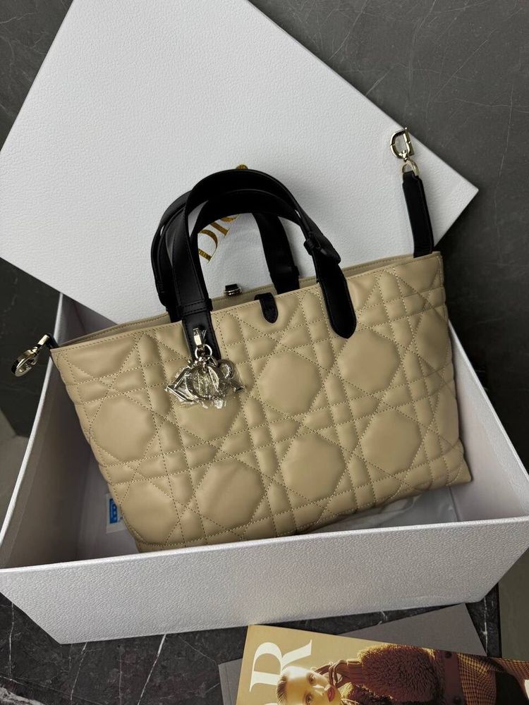 Кружка Dior