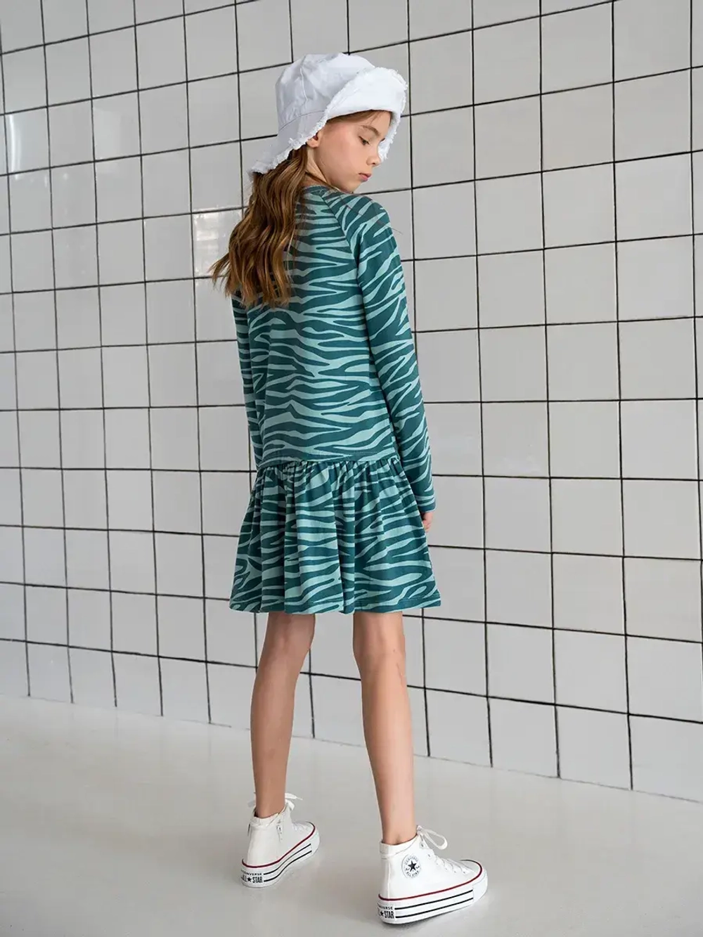 Платье для девочки с длинным рукавом