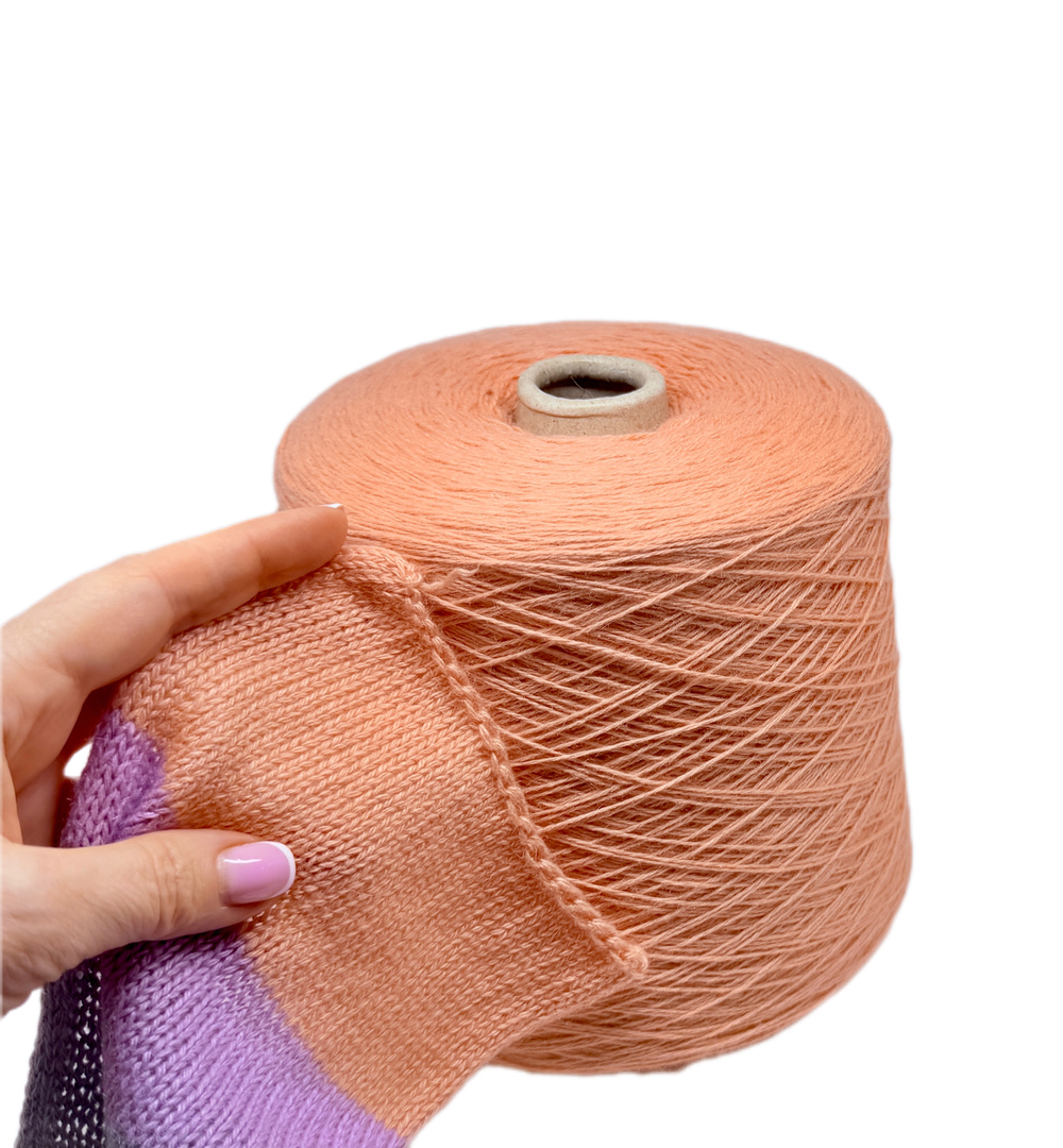 Пряжа на бобине Италия 50% кид мохер 50% шелк 320 г 100г-500м