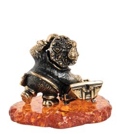 AM-1825 Фигурка «Гном с сокровищами» (латунь, янтарь)
