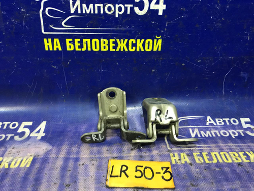 Петля двери задней левой NISSAN TERRANO 1999
