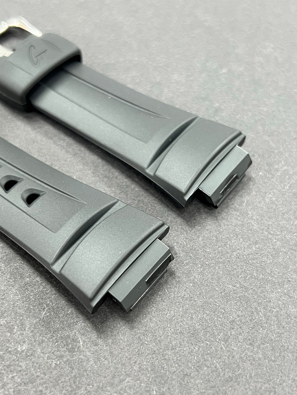 Ремешок Casio G-2900-1A