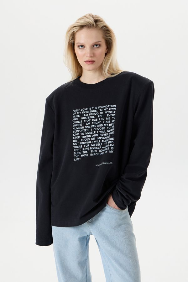 Лонгслив Self-love