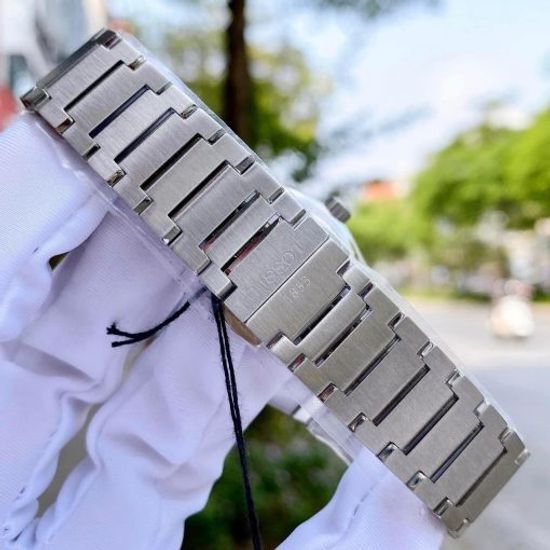 Наручные часы Tissot T137.210.11.081.00