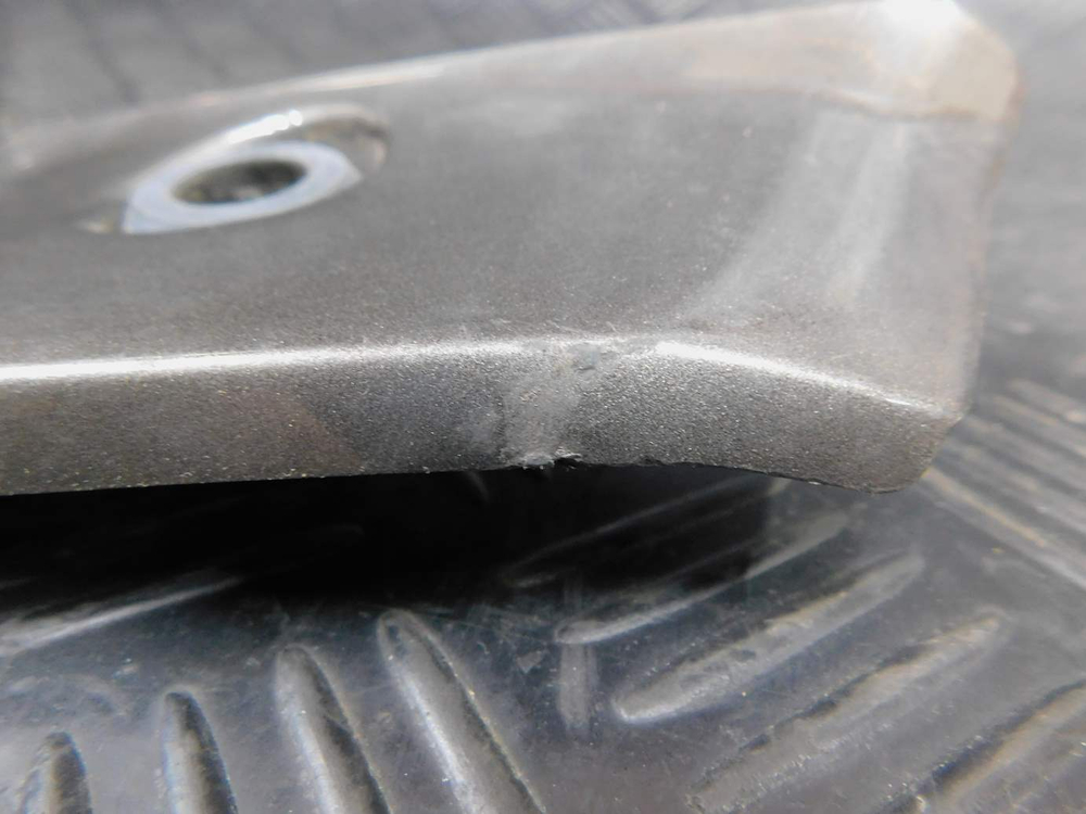 Пластик бардачка Kawasaki ZZR 400 98 11012-1862 052987