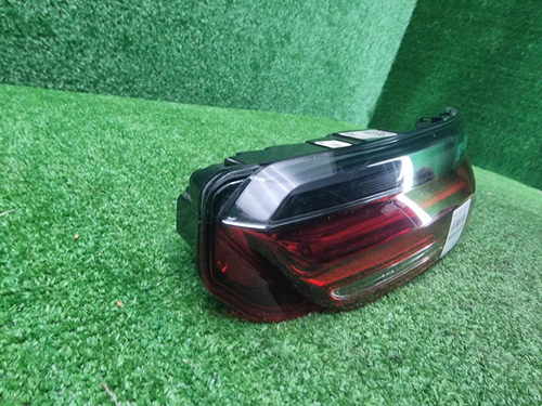 Фонарь правый внутренний BMW 8er G14 G15 G16 18-нв