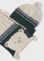 шапка с шарфом