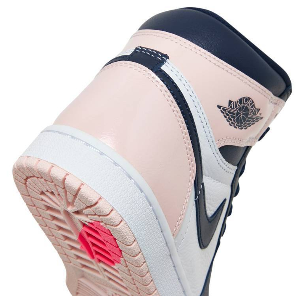 Кроссовки Jordan Air Jordan 1 Retro High Og "Atmosphere" 'Bubble Gum' (Женская размерная сетка)