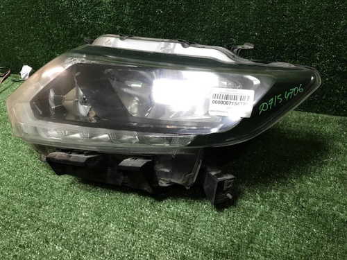 Битая Фара левая Nissan X-Trail t32 13-19 галоген
